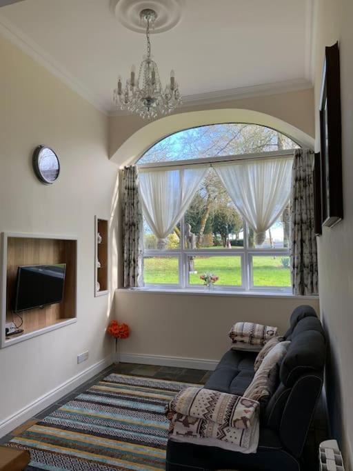 Cut Limestone Apartment Riverside Lodge Carlow Buitenkant foto